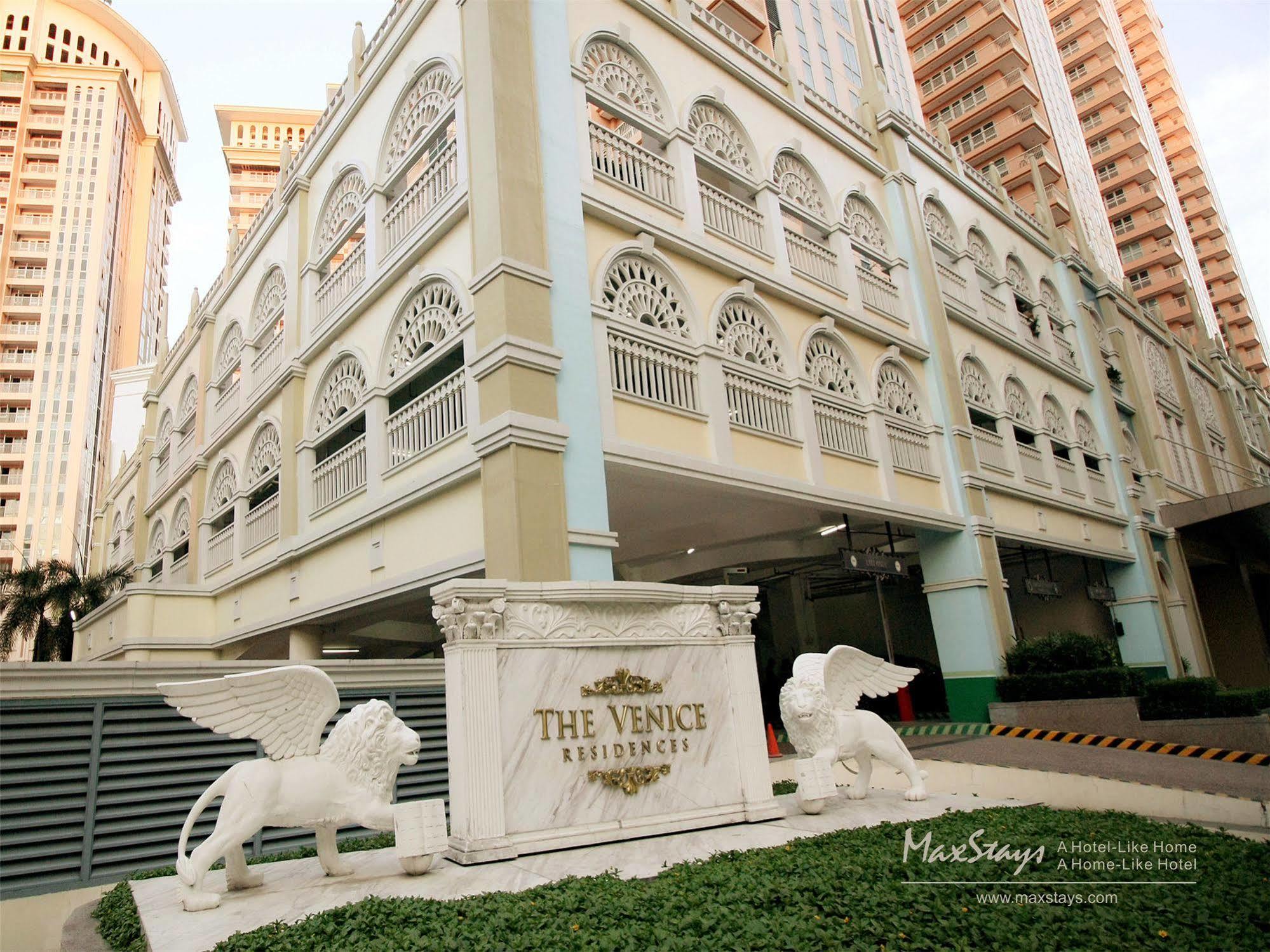 Maxstays - Max Pavilion At The Venice Residences Taguig Buitenkant foto